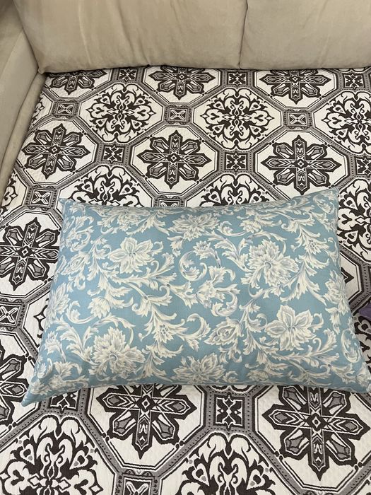 Продам подушки б/у