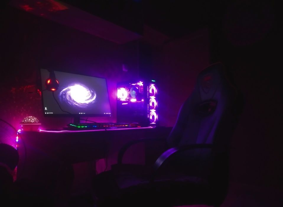 продам 2 монитора