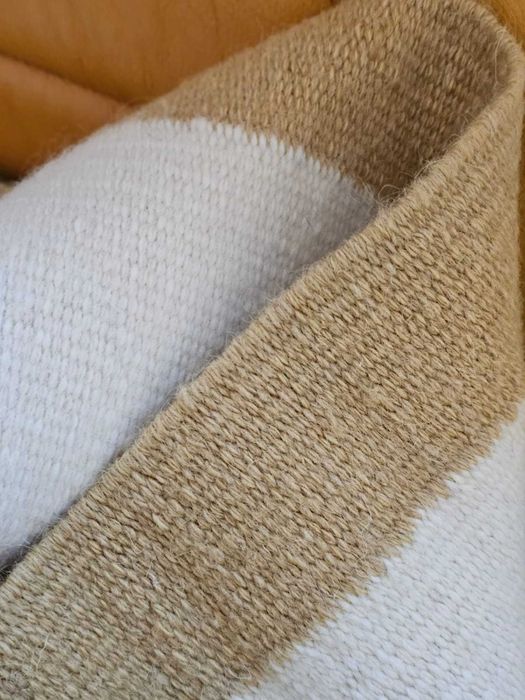 Vând covor din lână (import Anglia) și urzeală din bumbac