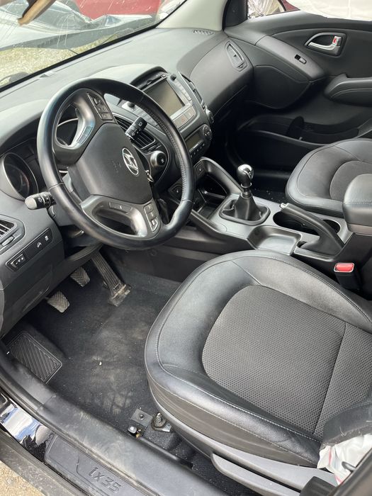 Dezmembrari piese Hyundai  IX35 1.6 benzina manual an 2015