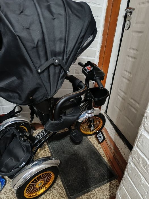 Детский трёхколёсный велосипед