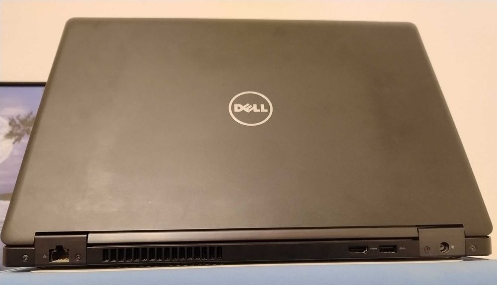 Laptop Dell Latitude 5580, ecran 15 IPS
