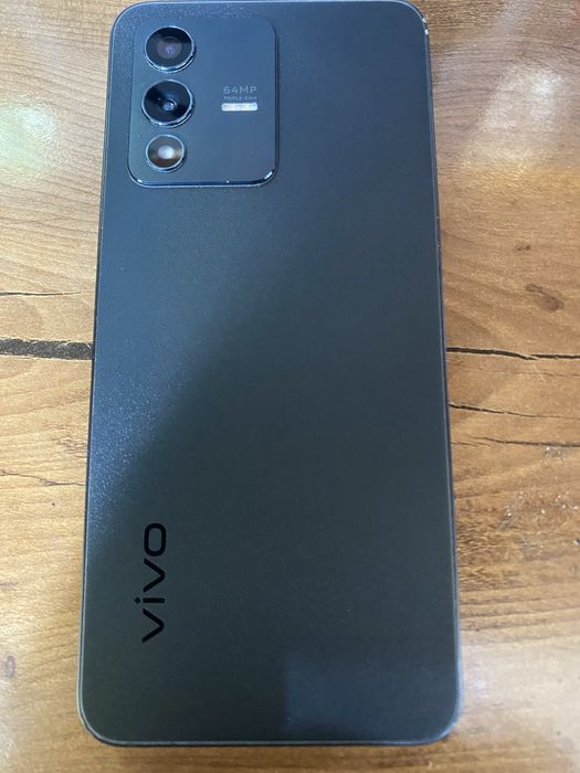 Vivo V23.  5G флагман есть обмен на iPhone