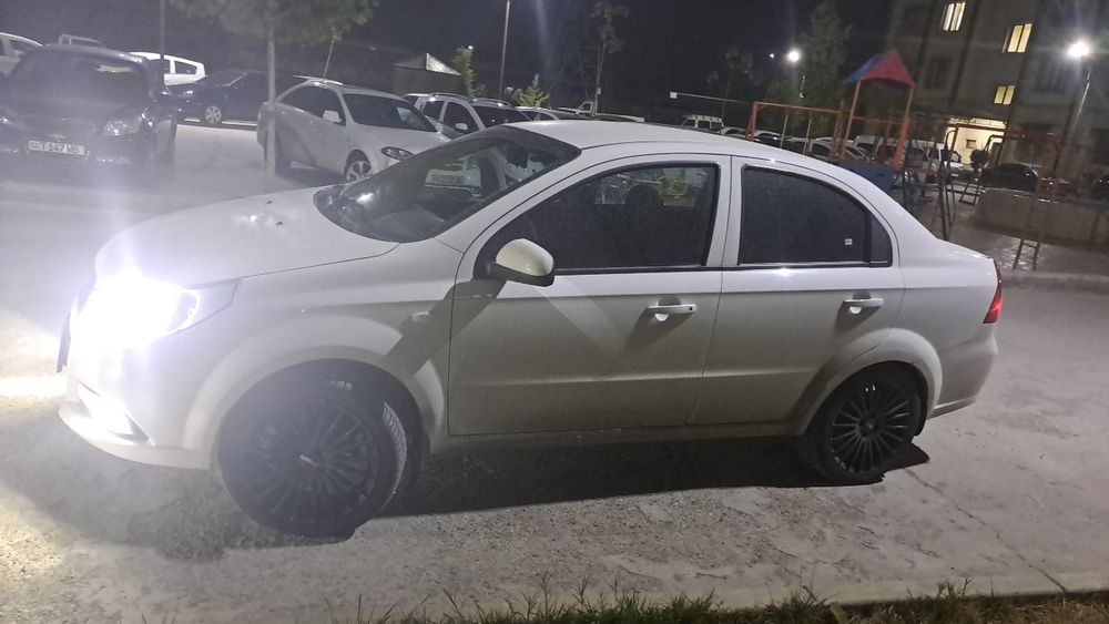 Nexia 3 белый в идеальном состоянии