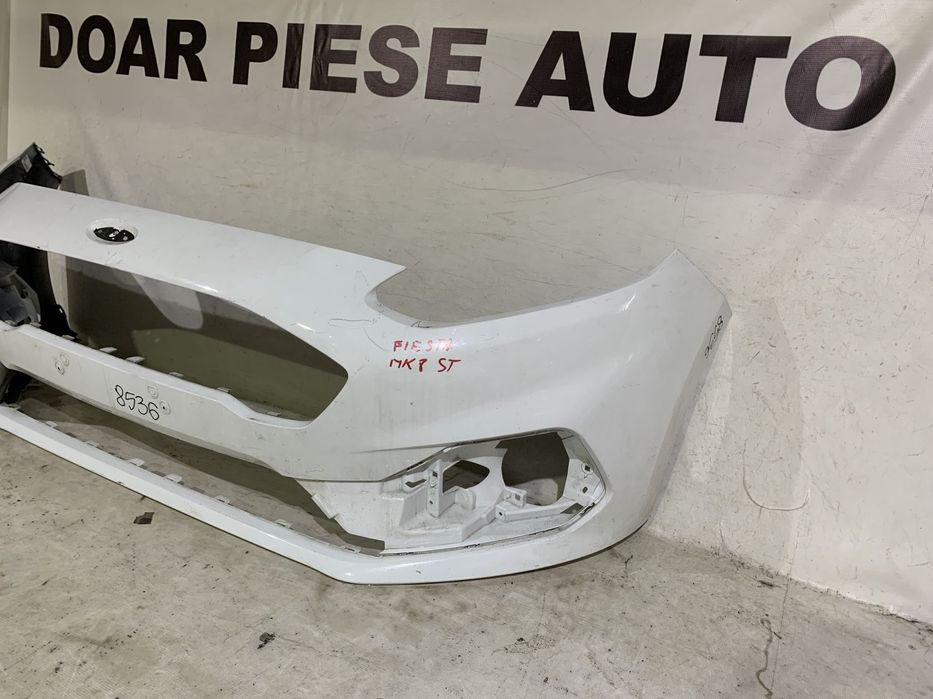 Bara fata Ford Fiesta, ST-Line, 2017, 2018, 2019, 2020, 2021, cod origine OE H1BB-17757-E1, in stare foarte buna.