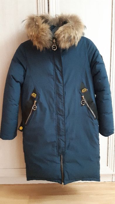 Куртка девочкой, состояние идеальное