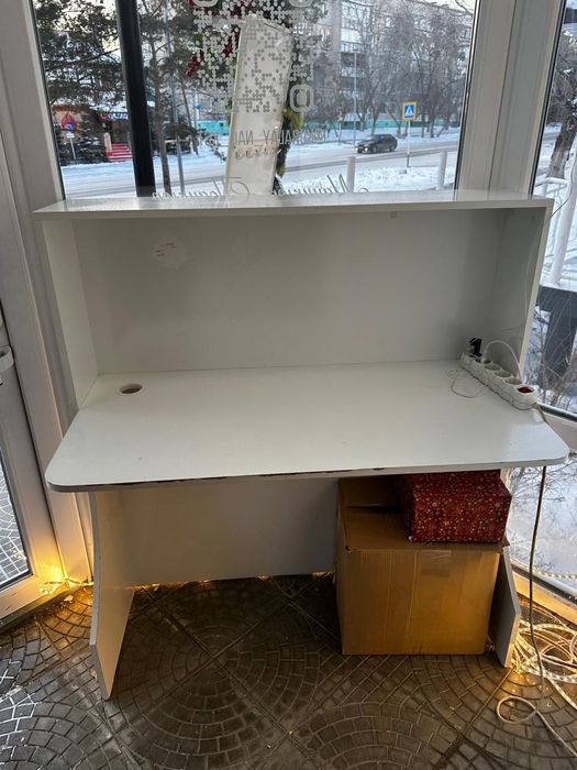 Продам стол в хорошем состоянии