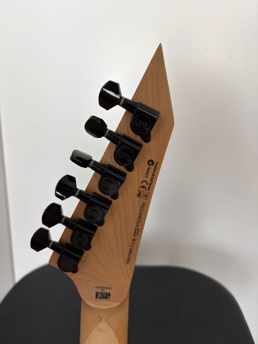 Китара ESP LTD KH-202 с адаптери Seymour Duncan