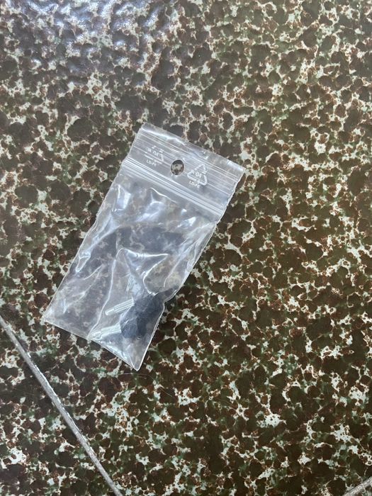 Токчета Bershka, Zara