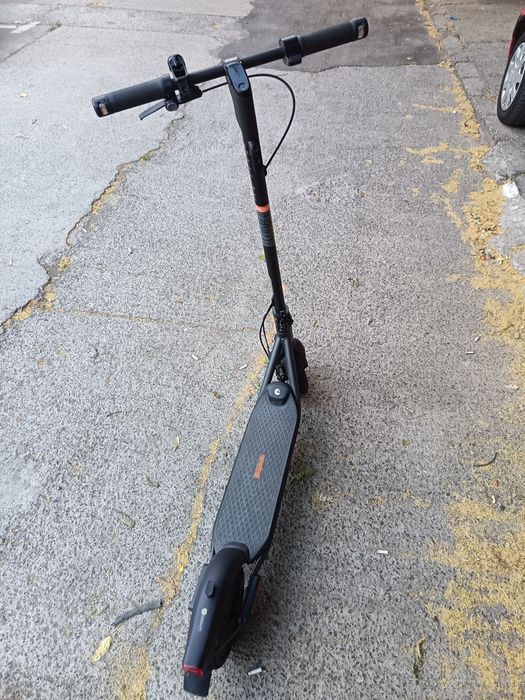 Trotineta electrica Ninebot by Segway KickScooter F40E