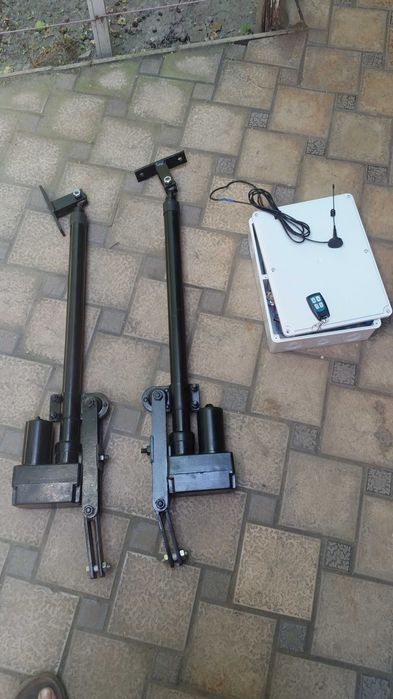 Автоматика для распашных ворот.