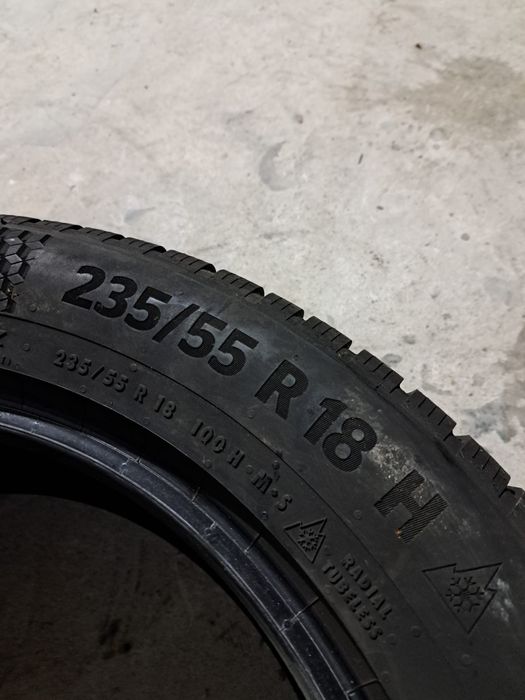 2 anvelope iarnă 235 55 r18 Continental