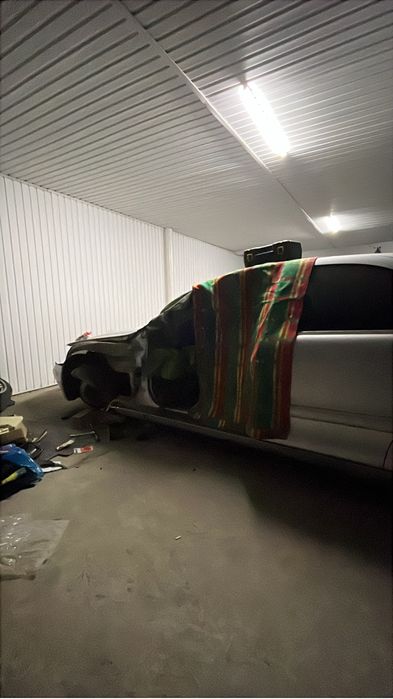 Продам мерс 220 лиса 5 литров