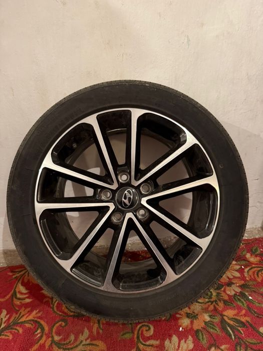 Продам летние шины р 17