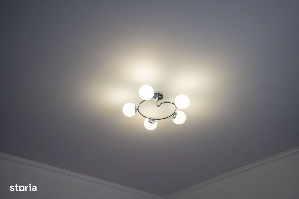 Apartament cu 2 camere, casă la curte comună – Central, Oradea