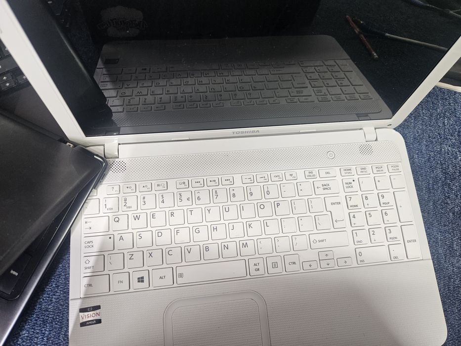 Laptop-uri pentru piese