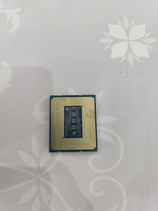 Процессор Intel core i5 14400F, в идеальном состоянии