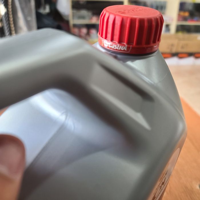 Castrol D2 reduktor uchun moy zeekr,lixiang,leap motor,byd,