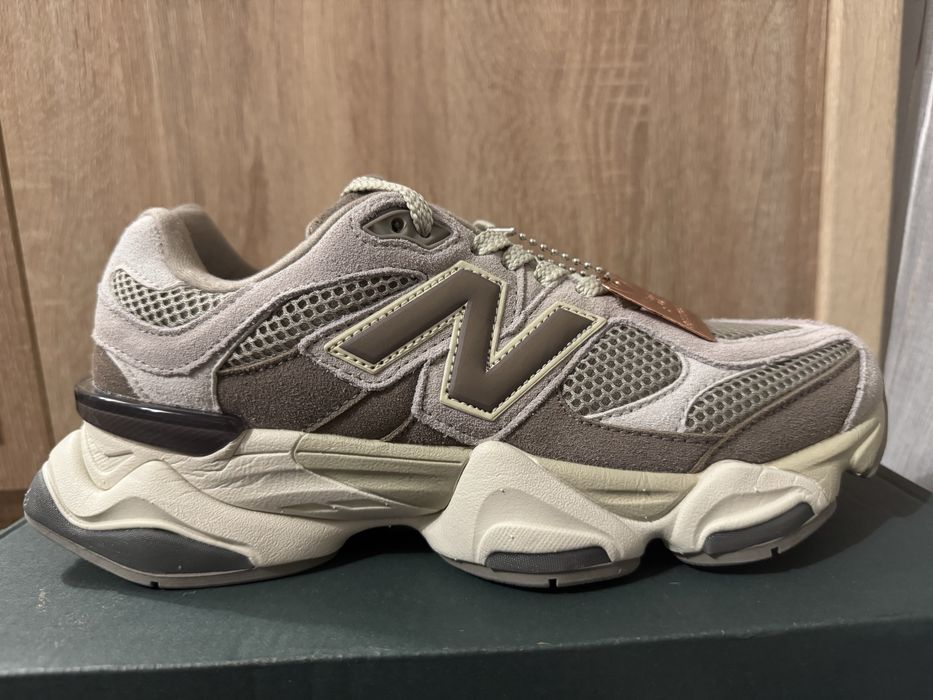 New Balance U9060