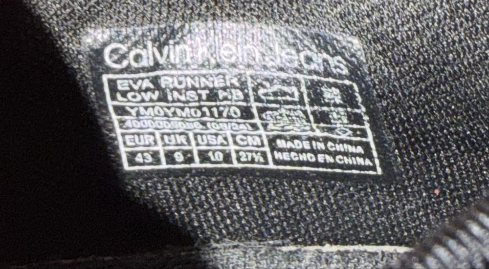 Маратонки Calvin Klein - номер 43