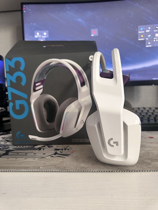 Logitech G733 lightspeed белые