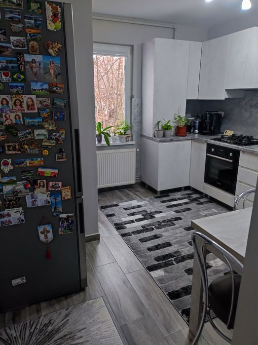 Vand apartament 2 camere