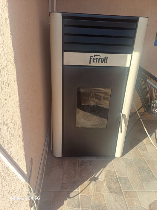 Termosemineu peleti Ferroli 32 kw