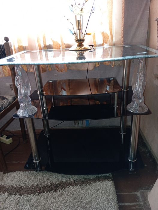 Тумба под телевизор