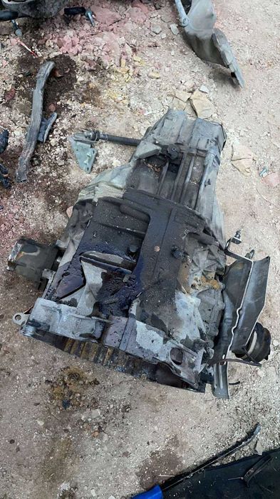 Автоматична скоростна кутия за ауди а4б6 2,4 бензин 2002г.