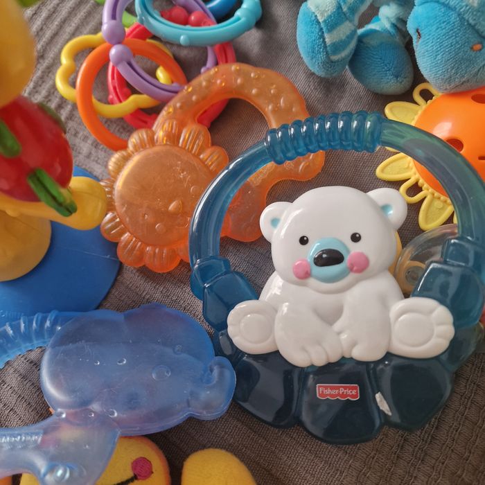 Детские развивающие игрушки