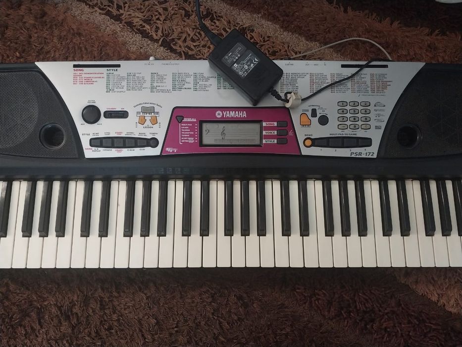 Синтезатор Yamaha PSR - 172