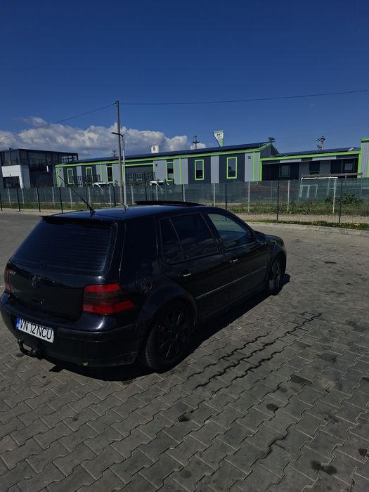 Vând golf 4 1.4 benzină +gpl