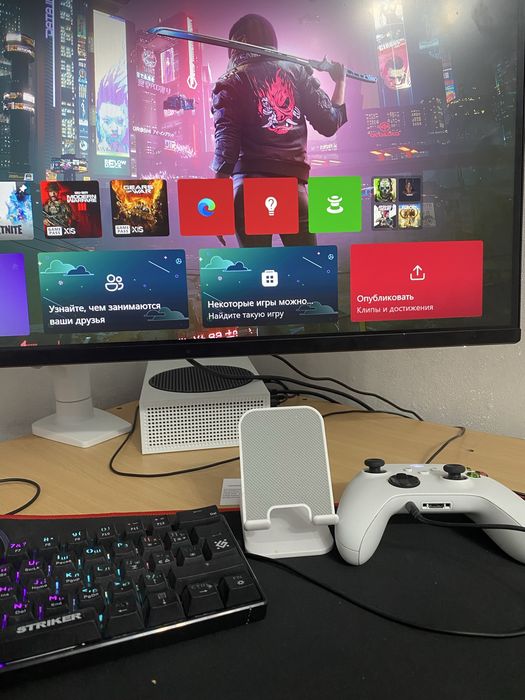 Xbox Series S продам