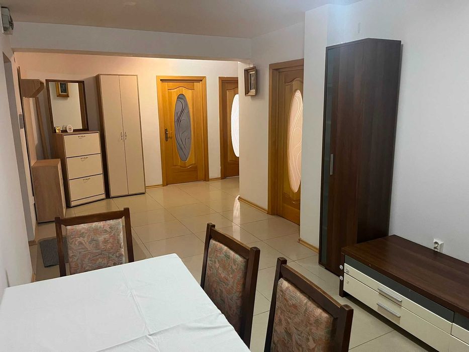 Închiriez apartament 3 camere, 70 mp, parter, Strada Armoniei – 350 €