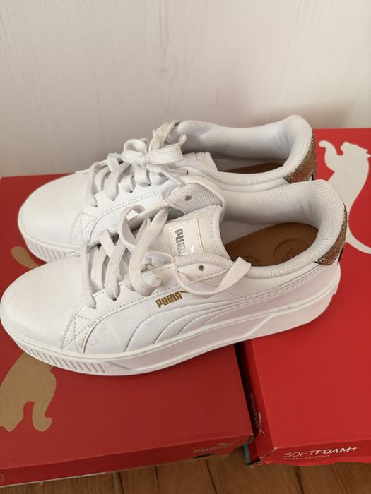 Продавам дамски маратонки Puma Karmen Metallic Shine