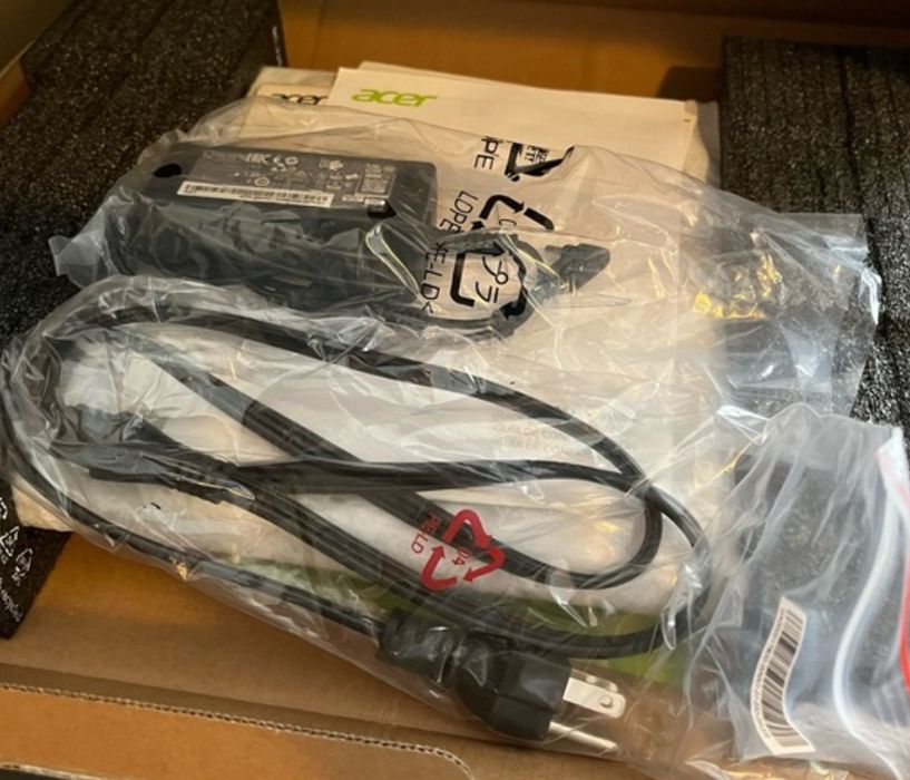 Ноутбук acer Aspire Lite 15 (Core i7 12) AMD Ryzen 7 5700 почти новый