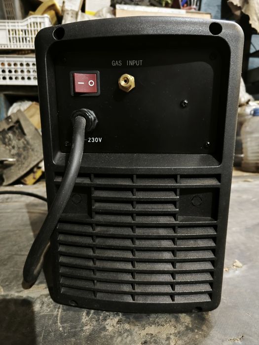 Продам сварочный полуавтомат 3 в 1