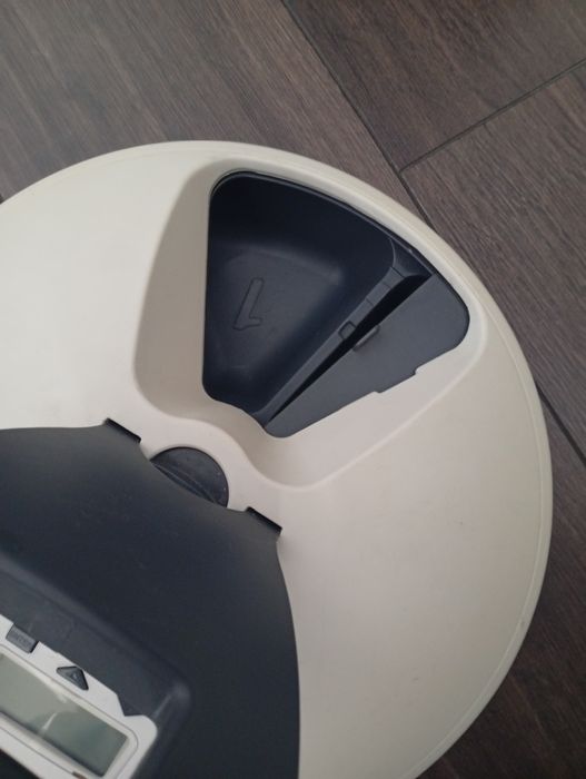 Hrănitor (feeder) automat pisici Trixie