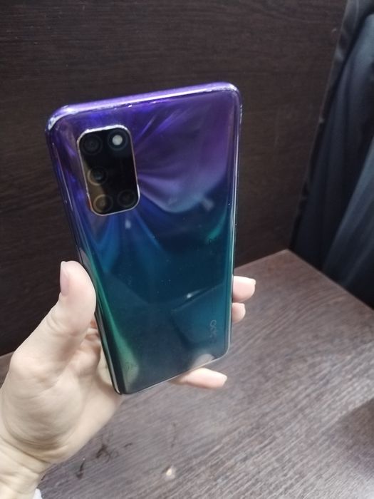 Oppo A72   4+4/128 в хорошем состоянии
