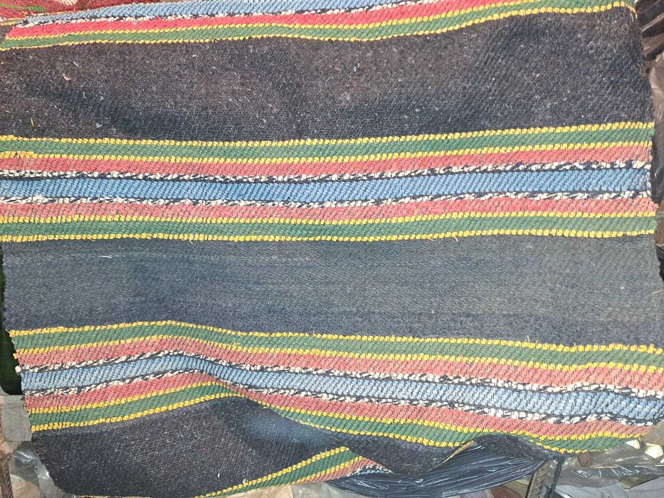 Продавам килими и пътеки!