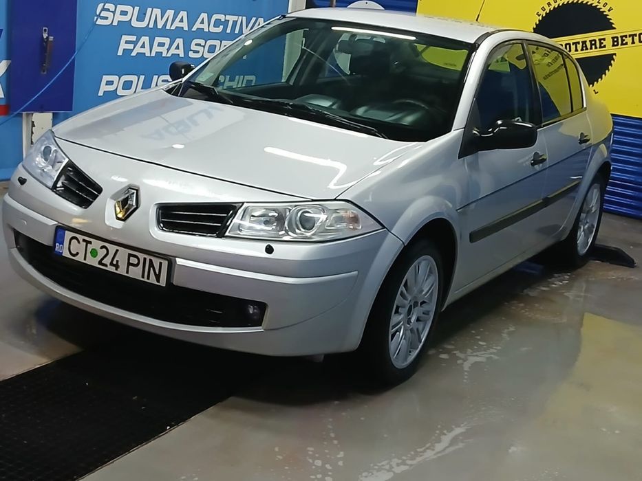 Renou megan 2 15 dci