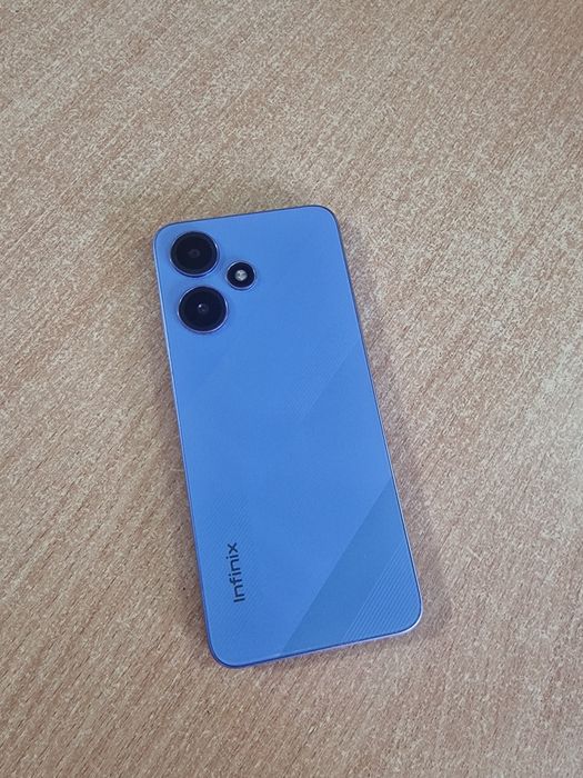 Infinix Hot 30 Play 128 Gb