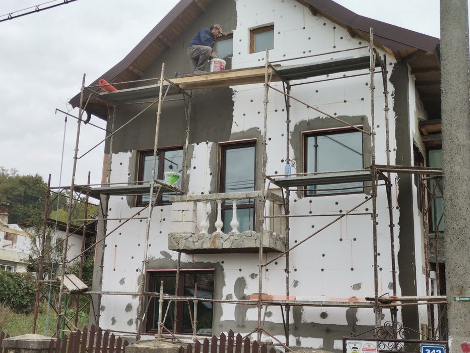 Izolați cu polistiren