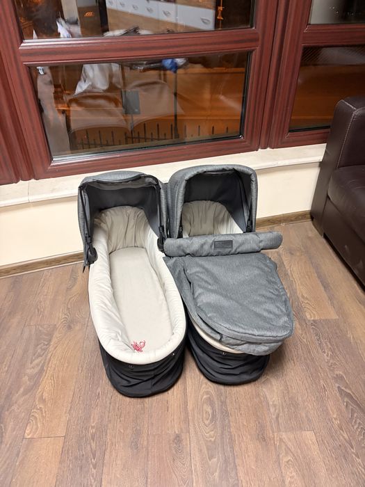 Количка за близнаци mautain buggy