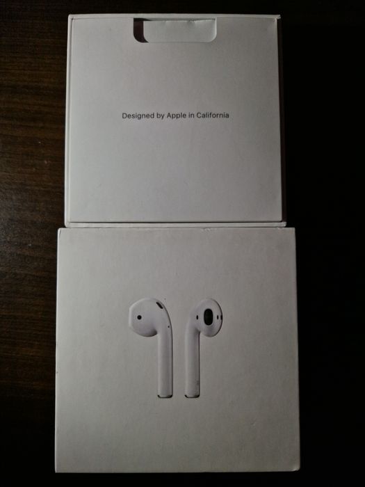 Продам наушники Airpods 2 торг есть