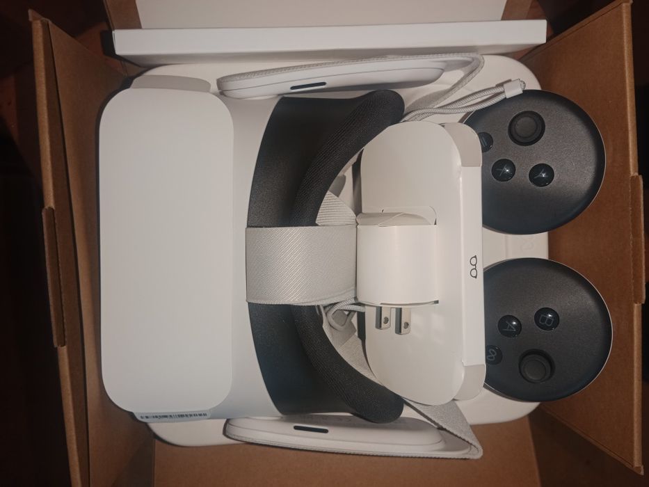 VR-очки  Meta Quest 3S