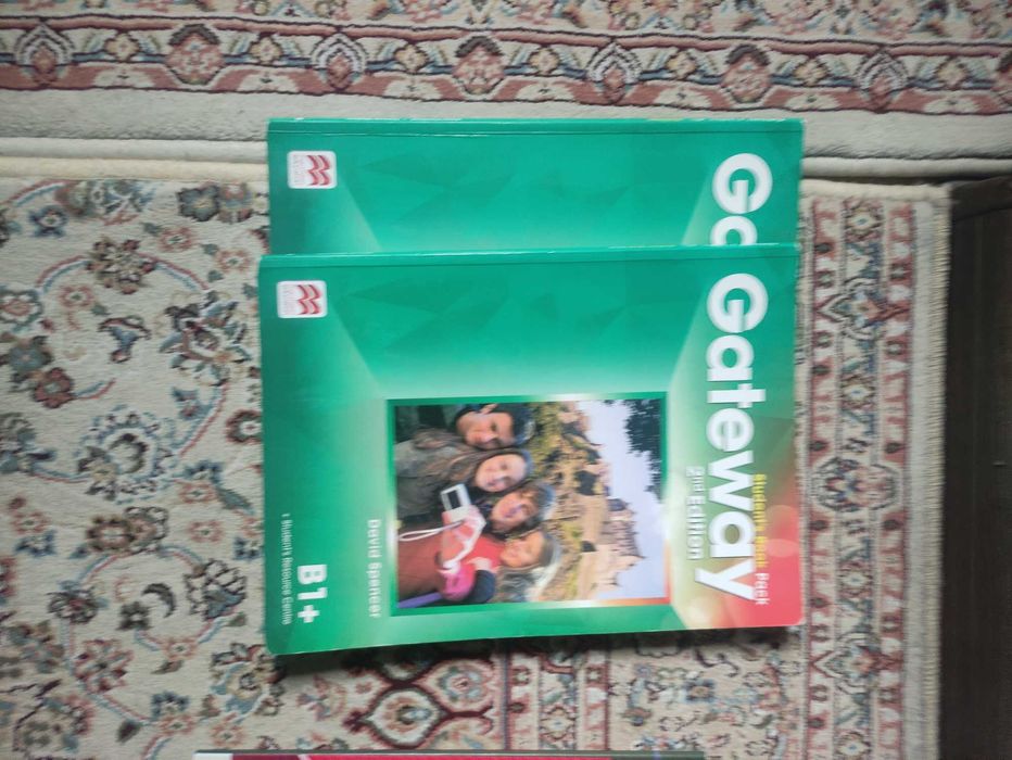 Книги по английскому Gateway b1+ и b2 два комплекта