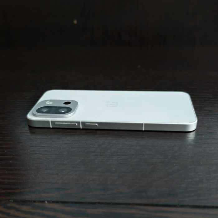 OnePlus 13s (1TB/16GB) Battery: 100%