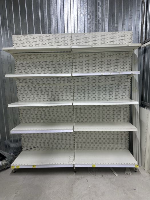 Витрины/ стелажи