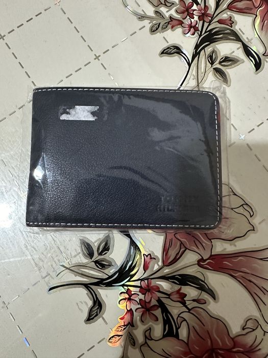 Portofel Tommy Hilfiger din piele bleumarin